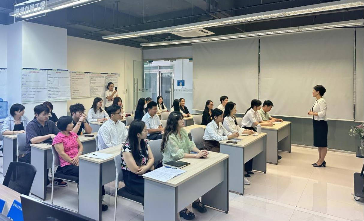 企业动态 | “以礼赴职，从容启航”，劲草信息商务礼仪培训圆满落幕！